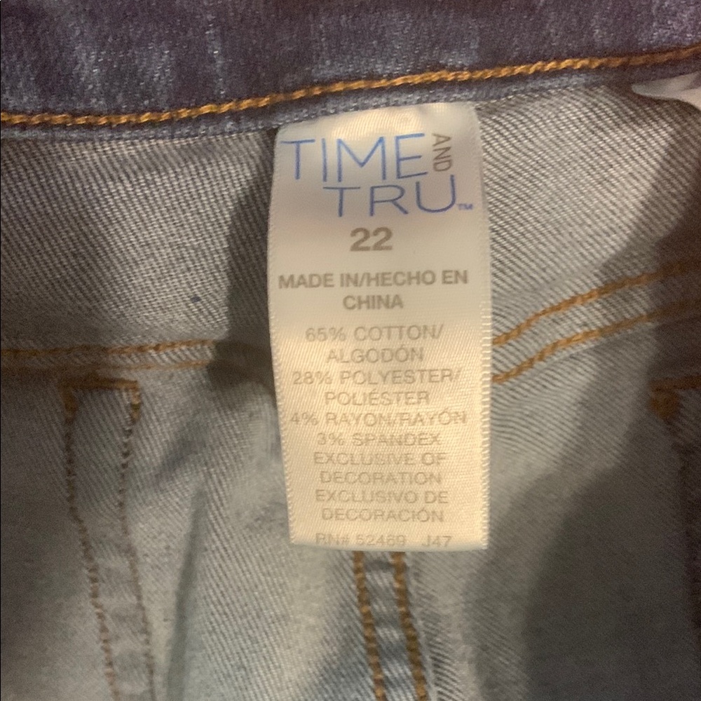 Women's Blue Jeans - Picture 2 of 5
